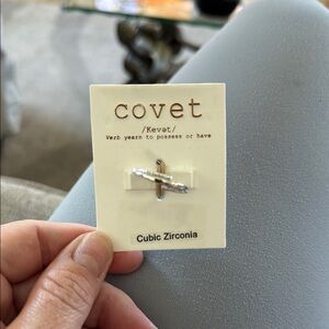 Cove Silver Modern X Accent Ring